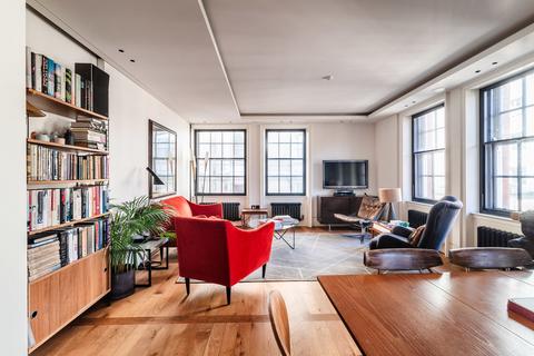 Buckingham Street, Strand WC2 3 bed apartment for sale