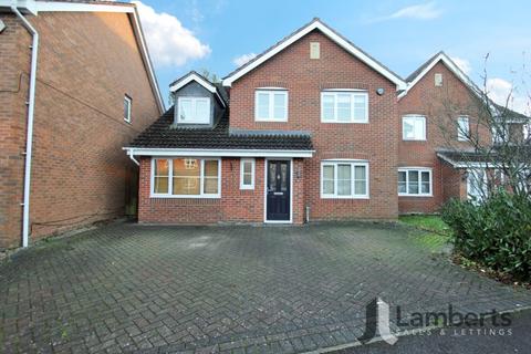 Yeomans Close, Astwood Bank, Redditch 5 bed detached house for sale