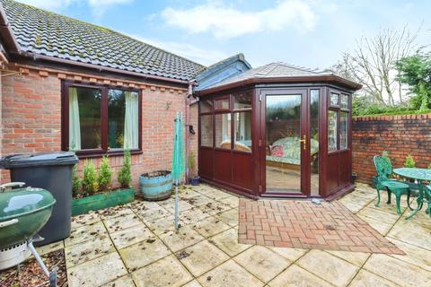 Meadowbrook Court, Gobowen SY10 2 bed bungalow for sale