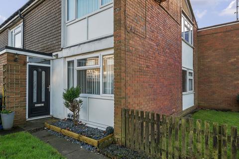 74 Yardley Close, Oldbury 1 bed maisonette for sale