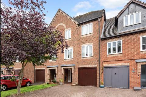 9 Greyfriars, Bridgnorth, Shropshire 4 bed terraced house for sale