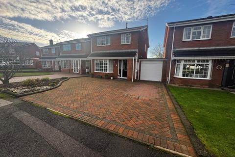 St. Lukes Close, Cannock... 3 bed link detached house for sale