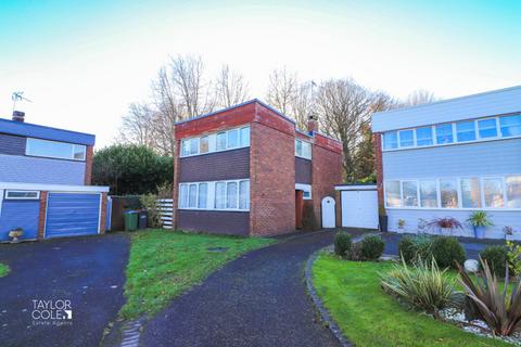 Shelley Road, Tamworth 3 bed detached house for sale