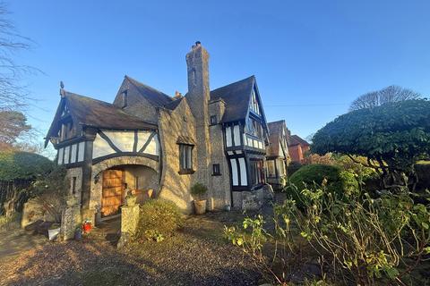 Hackness Road, Scarborough YO12 4 bed semi