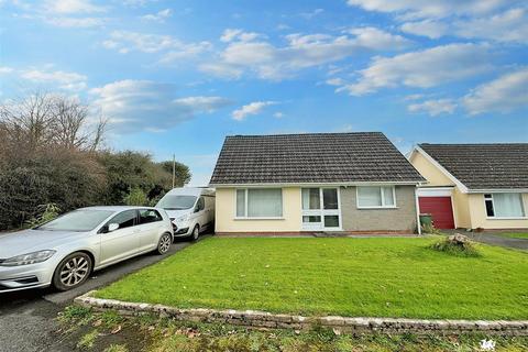 Manor Daf Gardens, St. Clears... 2 bed detached bungalow for sale