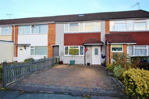 Southwood Avenue, Woking GU21 3 bed terraced house for sale