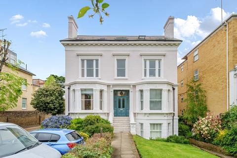 Upper Richmond Road, Putney 1 bed flat for sale