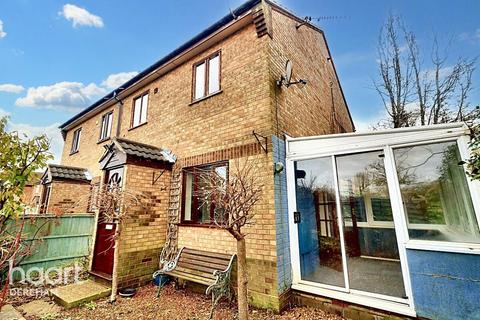 Malthouse Court, Dereham 1 bed mews for sale