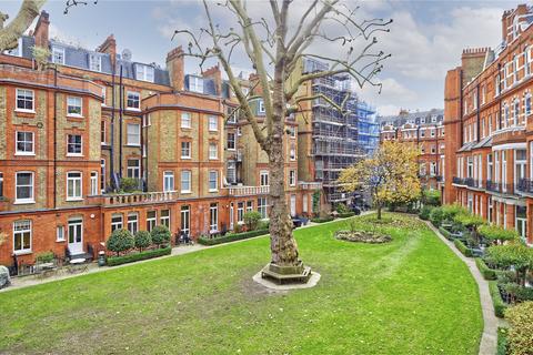 Egerton Gardens, Knightsbridge... 1 bed apartment for sale