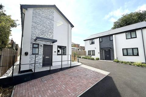 The Burrows, Oakdale, Poole, BH15 2 bed detached house for sale