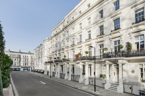 Leinster Square, London W2 3 bed penthouse for sale