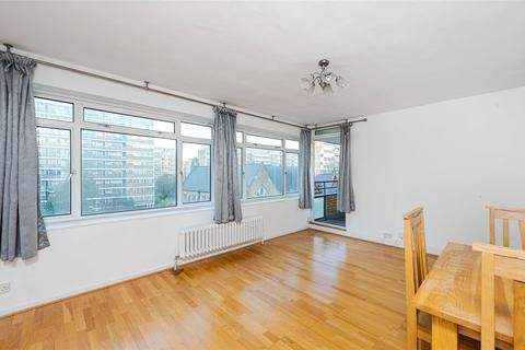 Churchill Gardens, London, SW1V 2 bed apartment for sale