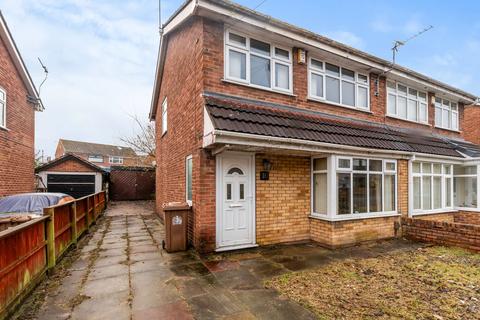 Renfrew Avenue, St. Helens, WA11 3 bed semi