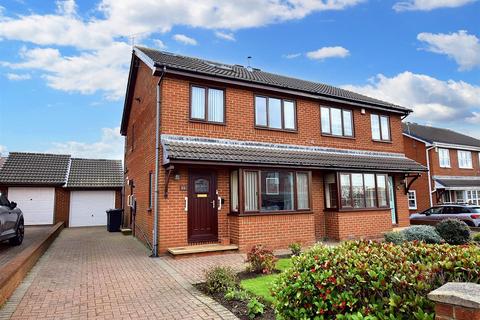 Suffolk Gardens, South Shields 4 bed semi