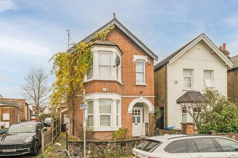 Chesham Road, Kingston Upon Thames KT1 1 bed flat for sale