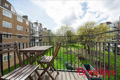 Innes Gardens, Putney, SW15 1 bed apartment for sale