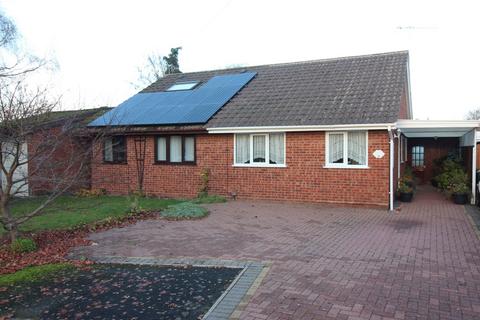 Locks View, Stourbridge DY8 2 bed semi