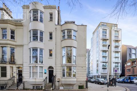 Grand Parade, Brighton, East Sussex, BN2 1 bed flat for sale