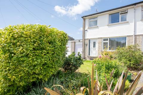 16 Derwent Drive, Kendal 3 bed semi