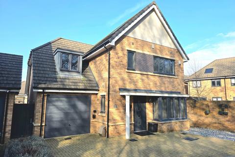 Victoria Close, Welwyn Garden City, AL7 4 bed detached house for sale