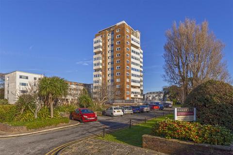 Boundary Road, Worthing 2 bed flat for sale