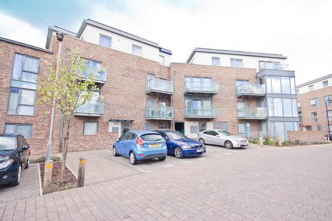 Lily Close, Pinner HA5 2 bed apartment for sale