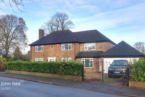The Fairway, Alsager 6 bed detached house for sale