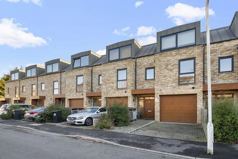 Benhill Terrace, Northolt 5 bed townhouse for sale