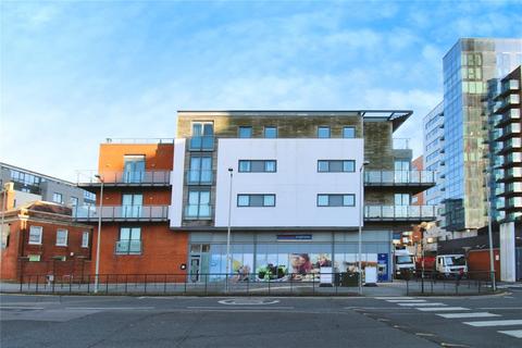 Ocean Way, Hampshire SO14 2 bed flat for sale