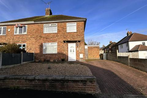 Wheeldon Avenue, Belper DE56 3 bed semi