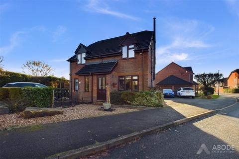 Millbank Drive, Rocester ST14 2 bed semi