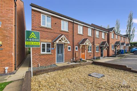 Levett Grange, Rugeley WS15 2 bed townhouse for sale