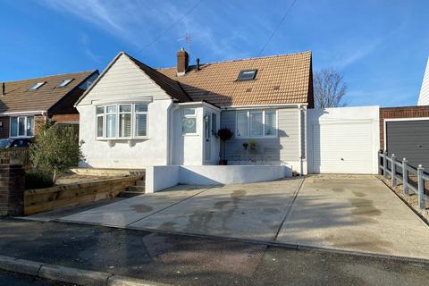 Balmoral Road, Kingsdown, CT14 2 bed detached bungalow for sale