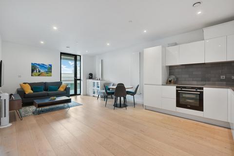 Pinnacle House, Royal Wharf, E16 1 bed apartment for sale