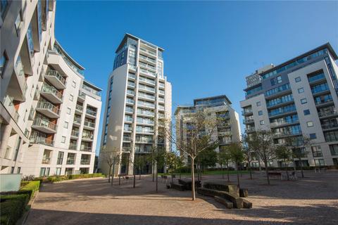 Pump House Crescent, Brentford, TW8 3 bed apartment for sale