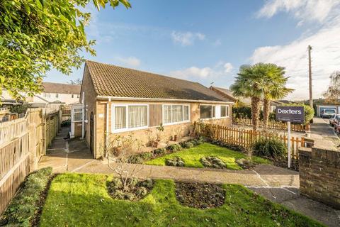 Hawthorn Close, Hampton TW12 2 bed bungalow for sale