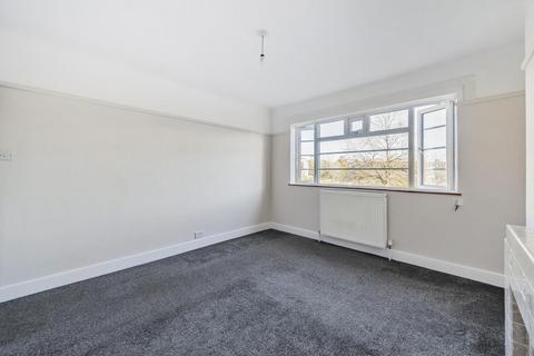 New Park Road, Brixton Hill 2 bed flat for sale