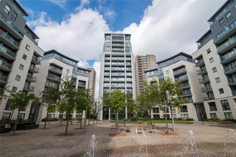 Pump House Crescent, Brentford, TW8 3 bed apartment for sale