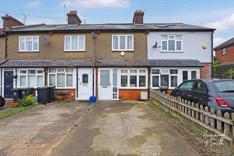 Lindsey Street, Epping CM16 2 bed terraced house for sale