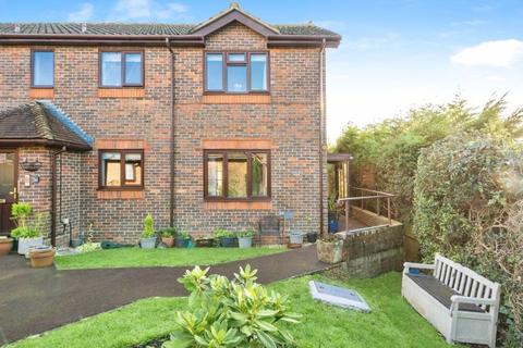 Alexandra Road, Heathfield TN21 2 bed retirement property for sale