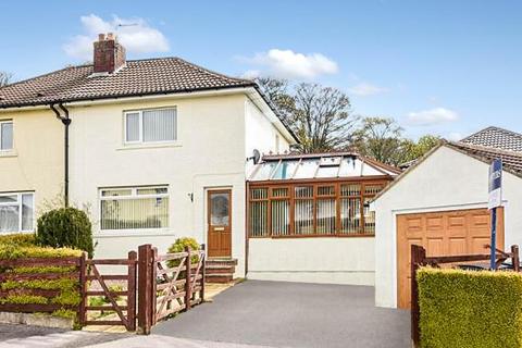 Haw Avenue, Yeadon, Leeds 2 bed semi