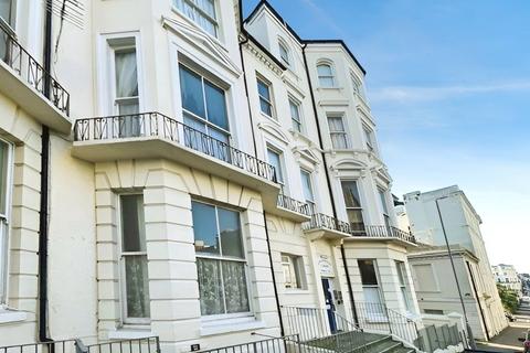 St. Margarets Road, East Sussex TN37 3 bed flat for sale