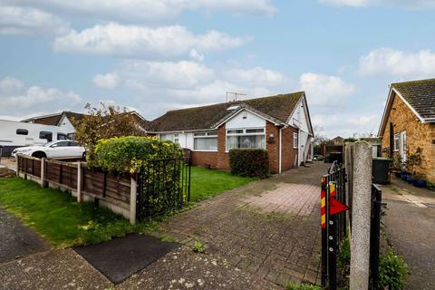 Kimberley Grove, Seasalter, CT5 3 bed semi