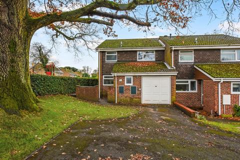 Oak Close, Overton, Basingstoke 3 bed end of terrace house for sale