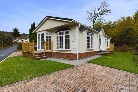 Ashburton Park, Ashburton 2 bed mobile home for sale