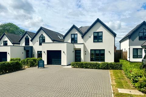 Boughton Hill Gardens, Harborough... 4 bed detached house for sale