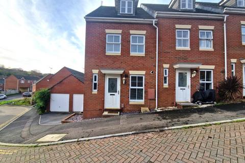 Clover Avenue, Exeter 3 bed end of terrace house for sale