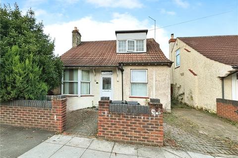 Cosham Park Avenue, Portsmouth... 4 bed house for sale