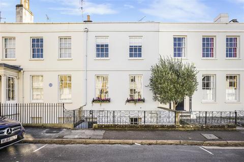 Oxford Street, Cheltenham 3 bed terraced house for sale