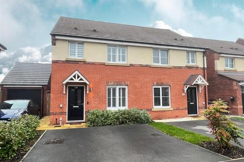 3 bedroom semi-detached house for sale